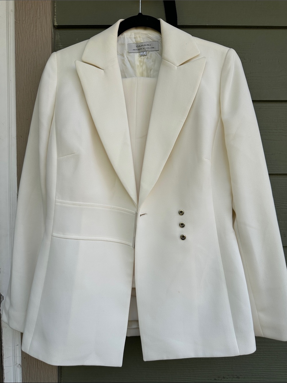 Tahari Cream Double-Breasted Tailored Blazer